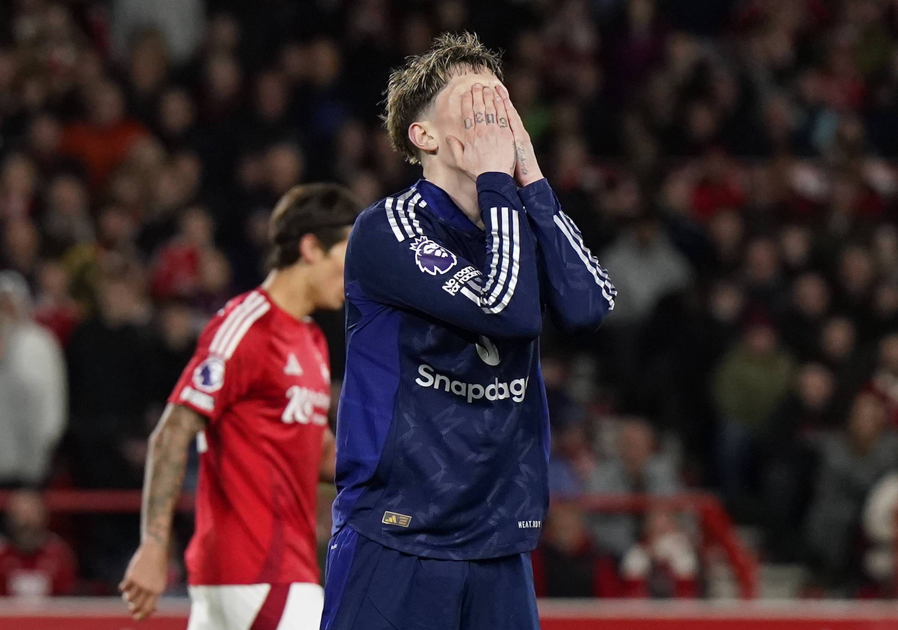 电讯报：加纳乔的未来目前存疑，曼联可能今夏6000万镑出售他